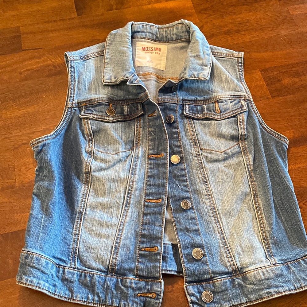 Denim cropped vest